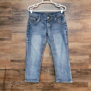 Maurices Jeans Size 8 Low Rise Capri Thick Stitch Medium Light Wash Stretch